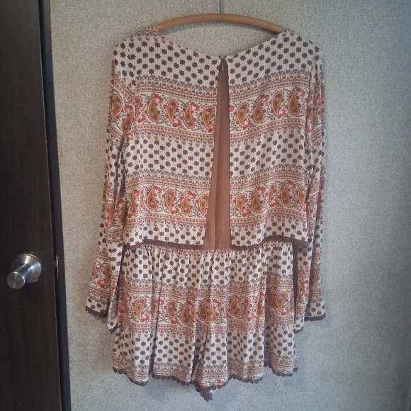 Long Sleeve Shorts Style Romper Boho Bohemian Paisley Fall Lov Posh Medium - Picture 8 of 8